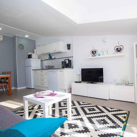 Apartments In Rogoznica 36019 Exterior photo
